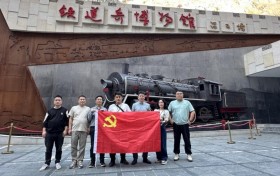 攻坚克难 保持争先